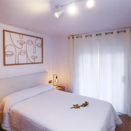 Paraisol 3 Planet Apartment